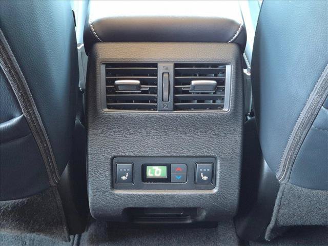 Used 2025 Mitsubishi Outlander SEL FWD image 17