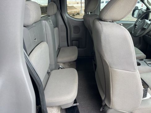 Used 2017 Nissan Frontier S image 14