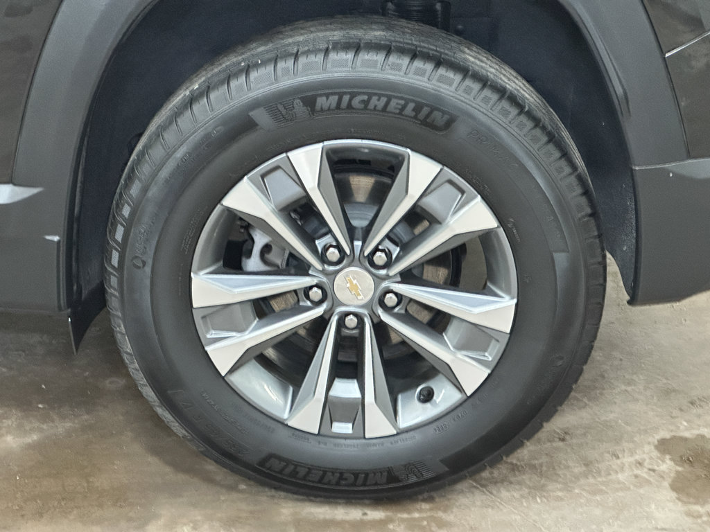 Used 2025 Chevrolet Equinox LT w/ Convenience Package II AWD/4WD image 49