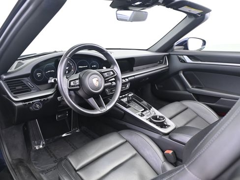 Used 2020 Porsche 911 Carrera S image 4