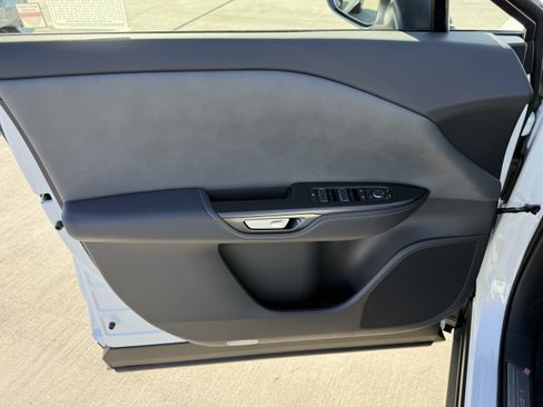 New 2026 Lexus RZ 350e 2WD image 15