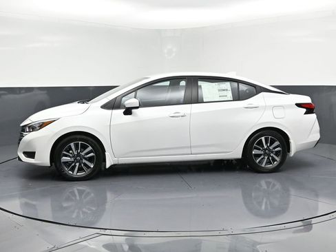New 2025 Nissan Versa SV w/ Trunk Package image 2