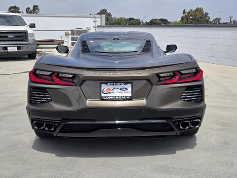 Used 2021 Chevrolet Corvette Stingray Premium Cpe w/ Battery Protection Package RWD image 5