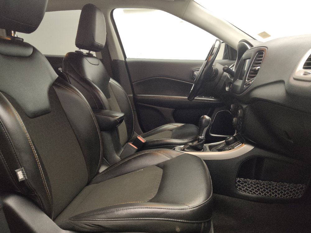 Used 2021 Jeep Compass Latitude w/ Convenience Group AWD/4WD image 21