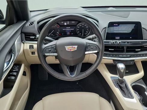 Used 2021 Cadillac CT4 Luxury w/ Sun And Sound Package AWD/4WD image 12