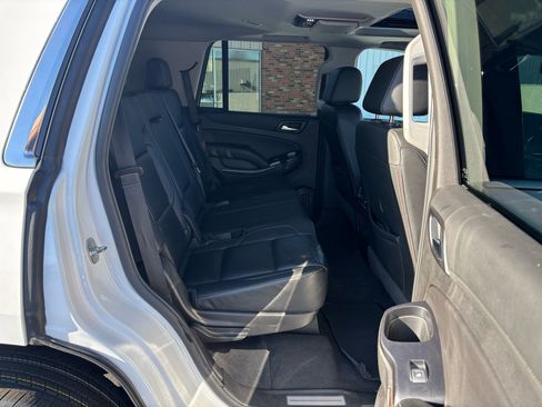 Used 2019 Chevrolet Tahoe LT image 14