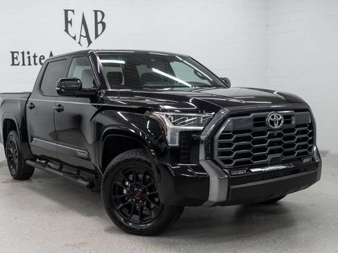 Used 2025 Toyota Tundra Platinum w/ TRD Off-Road Package AWD/4WD image 44