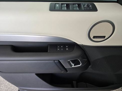 New 2026 Land Rover Discovery Limited Edition AWD/4WD image 20