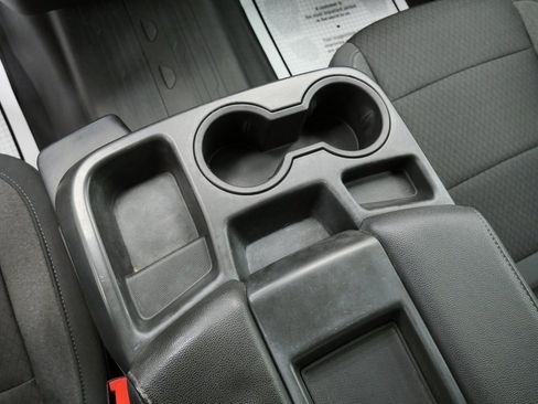 Used 2022 GMC Sierra 3500 SLE w/ SLE Convenience Package image 32