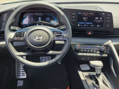 New 2026 Hyundai Elantra SEL Sport FWD image 6