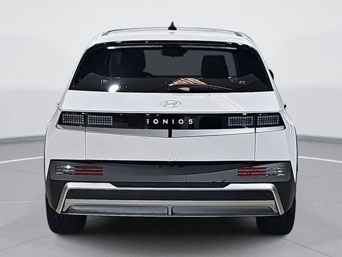 New 2026 Hyundai Ioniq 5 SE image 6