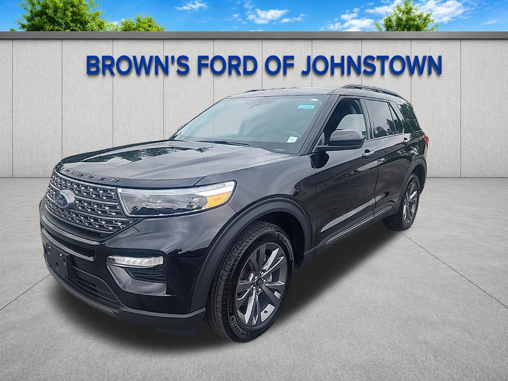 Used 2023 Ford Explorer XLT w/ Equipment Group 202A AWD/4WD image 4