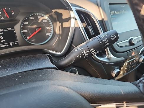 Certified 2018 Chevrolet Equinox LT AWD/4WD image 12