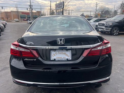 Used 2016 Honda Accord LX image 5