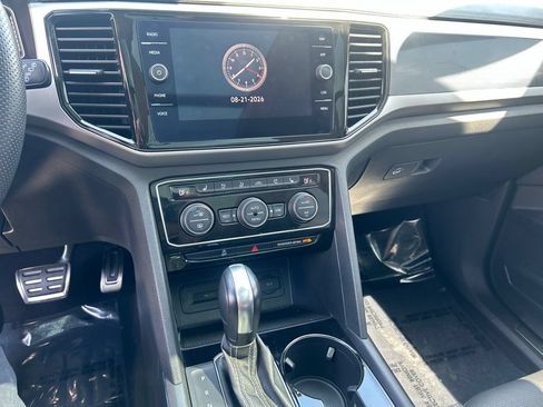 Used 2023 Volkswagen Atlas SEL Premium AWD/4WD image 18
