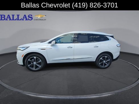 Used 2022 Buick Enclave Essence w/ Sport Touring Edition FWD image 5