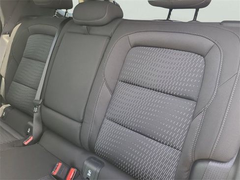 New 2026 Chevrolet Equinox LT image 6