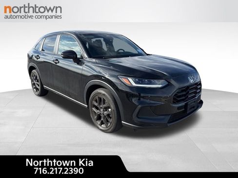 Used 2023 Honda HR-V Sport image 1