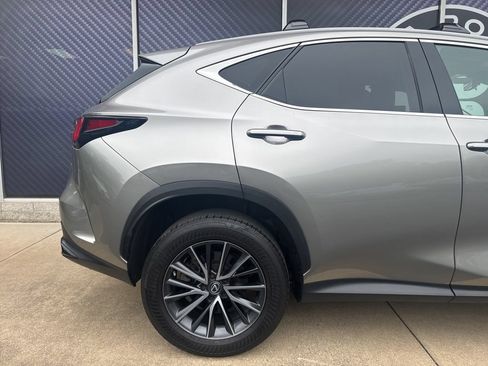 Used 2023 Lexus NX 350 AWD image 5
