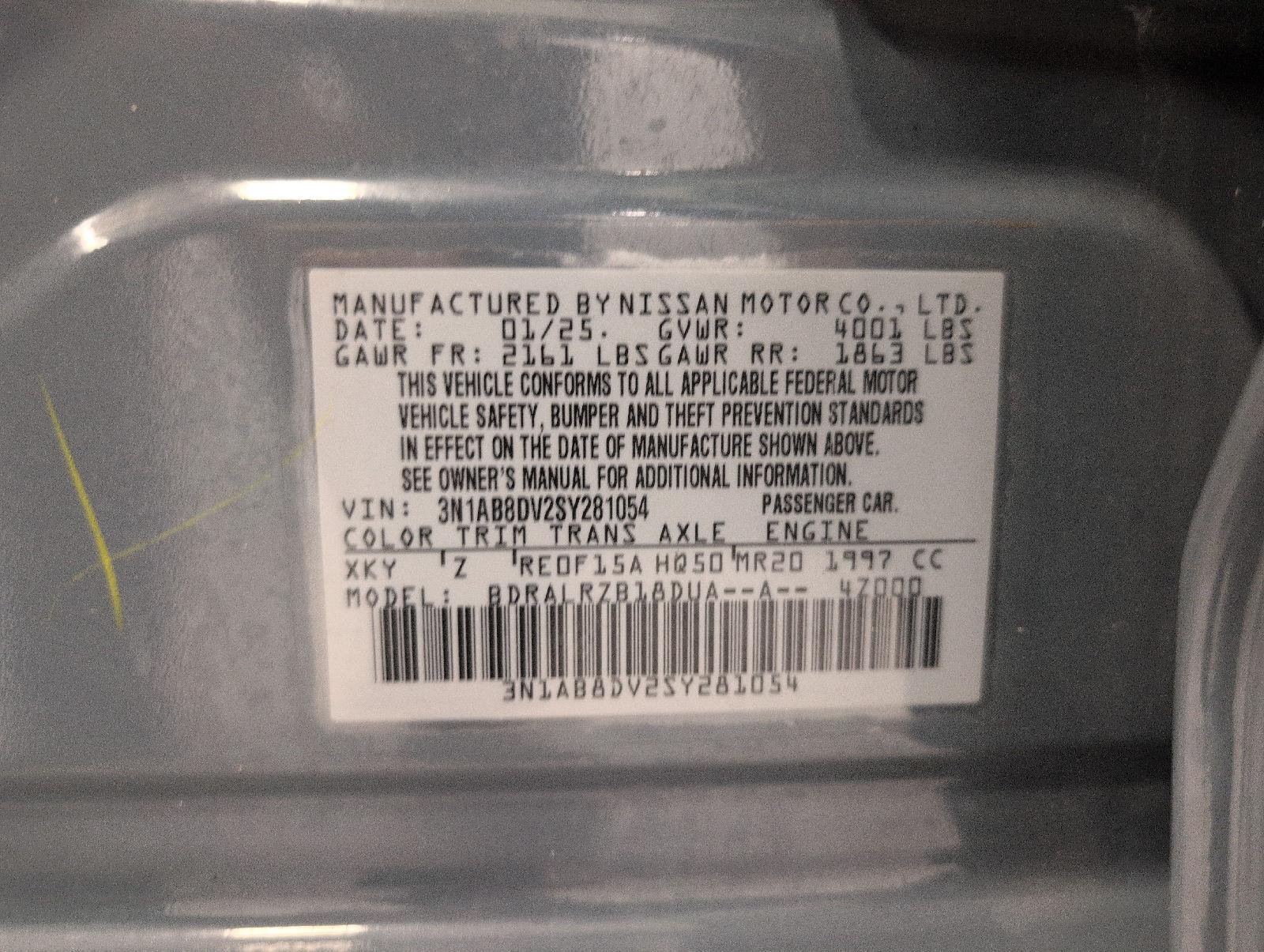 Used 2025 Nissan Sentra SR FWD image 27