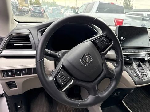 Used 2025 Honda Odyssey EX-L image 7