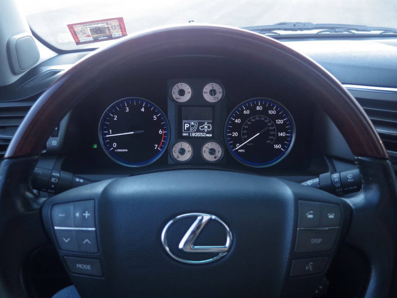 Used 2008 Lexus LX 570 4WD w/ Technology Pkg image 7
