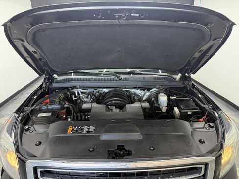 Used 2018 GMC Yukon SLT image 27