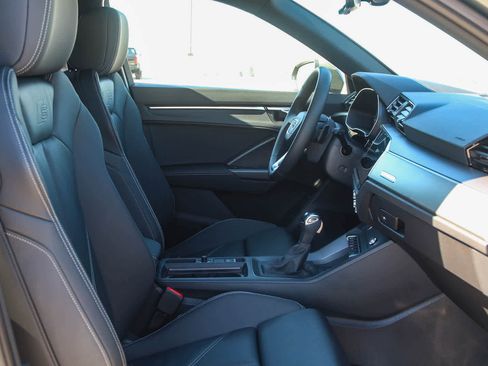 New 2025 Audi Q3 2.0T Premium image 25