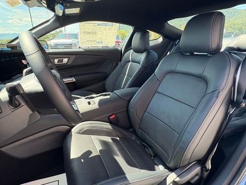 New 2025 Ford Mustang Premium image 26