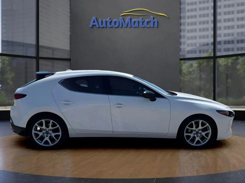 Used 2021 MAZDA MAZDA3 Hatchback w/Premium Plus Pkg AWD/4WD image 11