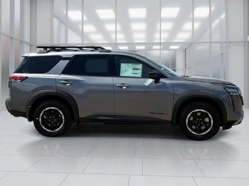 New 2026 Nissan Pathfinder Rock Creek AWD/4WD image 7