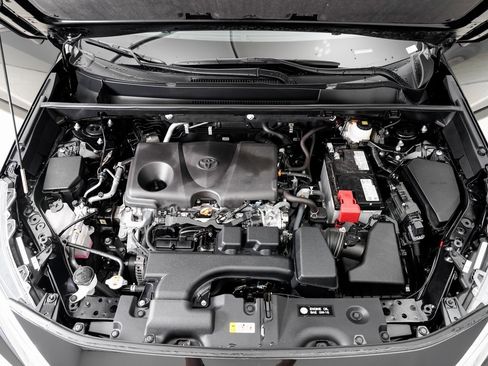 Used 2025 Toyota RAV4 XLE Premium image 26