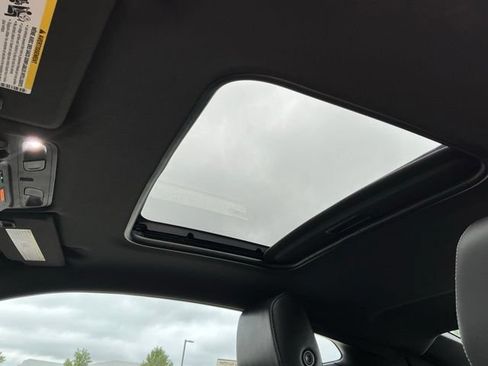 Used 2019 Chevrolet Camaro SS RWD image 30