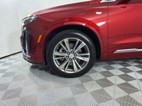 Used 2024 Cadillac XT6 Premium Luxury w/ Technology Package FWD image 13