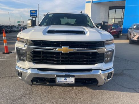Certified 2025 Chevrolet Silverado 2500 LT w/ Convenience Package AWD/4WD image 6