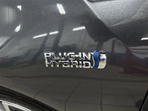 Used 2017 Toyota Prius Prime Plus image 25