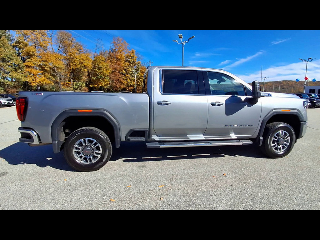 Used 2025 GMC Sierra 2500 SLE AWD/4WD image 9