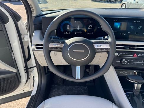 New 2026 Hyundai Tucson SE AWD/4WD image 11