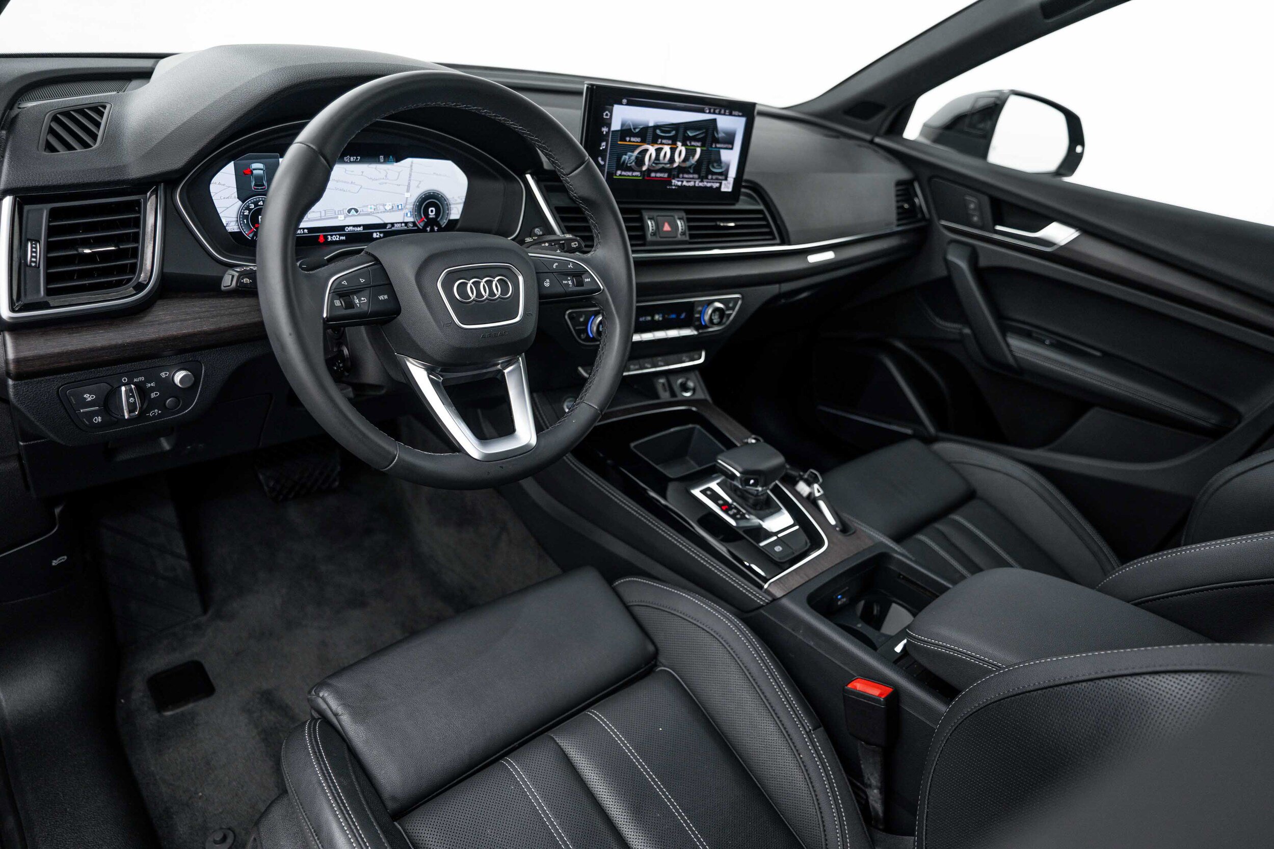 Certified 2023 Audi Q5 2.0T Prestige w/ Prestige Package AWD/4WD image 8