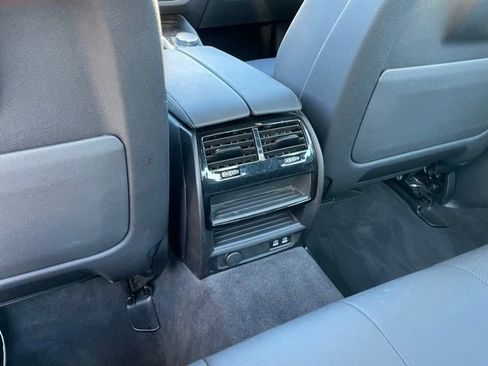 Certified 2023 BMW 530i xDrive w/ Premium Package image 8