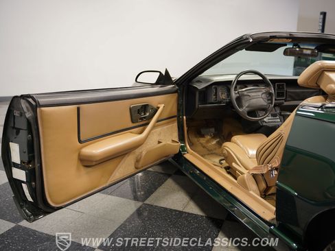 Used 1992 Pontiac Firebird Trans Am image 37