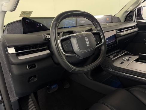 Used 2025 Lincoln Navigator Reserve AWD/4WD image 23