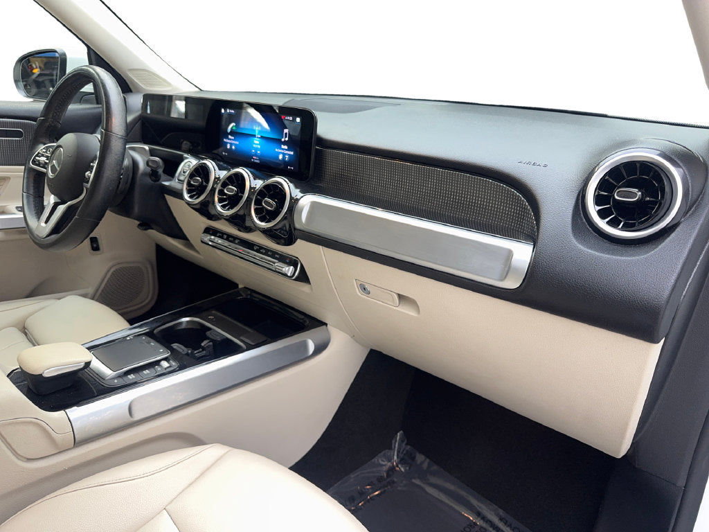 Used 2022 Mercedes-Benz GLB 250 image 57