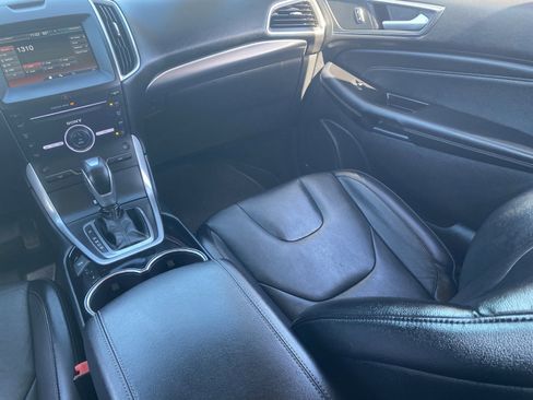 Used 2015 Ford Edge Titanium image 17
