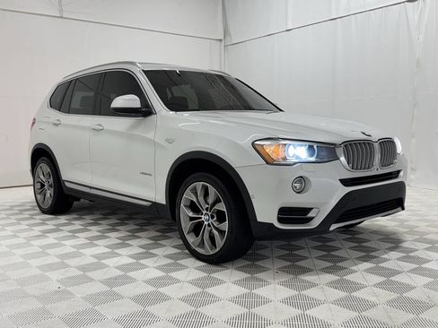 Used 2017 BMW X3 xDrive35i image 2