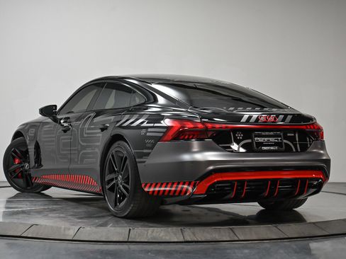 Used 2023 Audi RS e-tron GT image 19