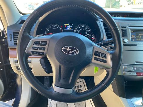 Used 2013 Subaru Outback 2.5i Limited image 20