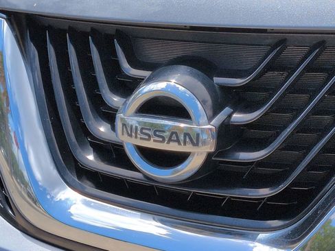 Used 2016 Nissan Murano S w/ Navigation Package FWD image 5