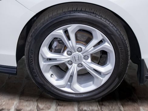 Certified 2024 Honda Accord LX image 33