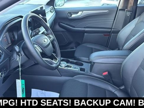 New 2026 Ford Escape SE FWD image 25